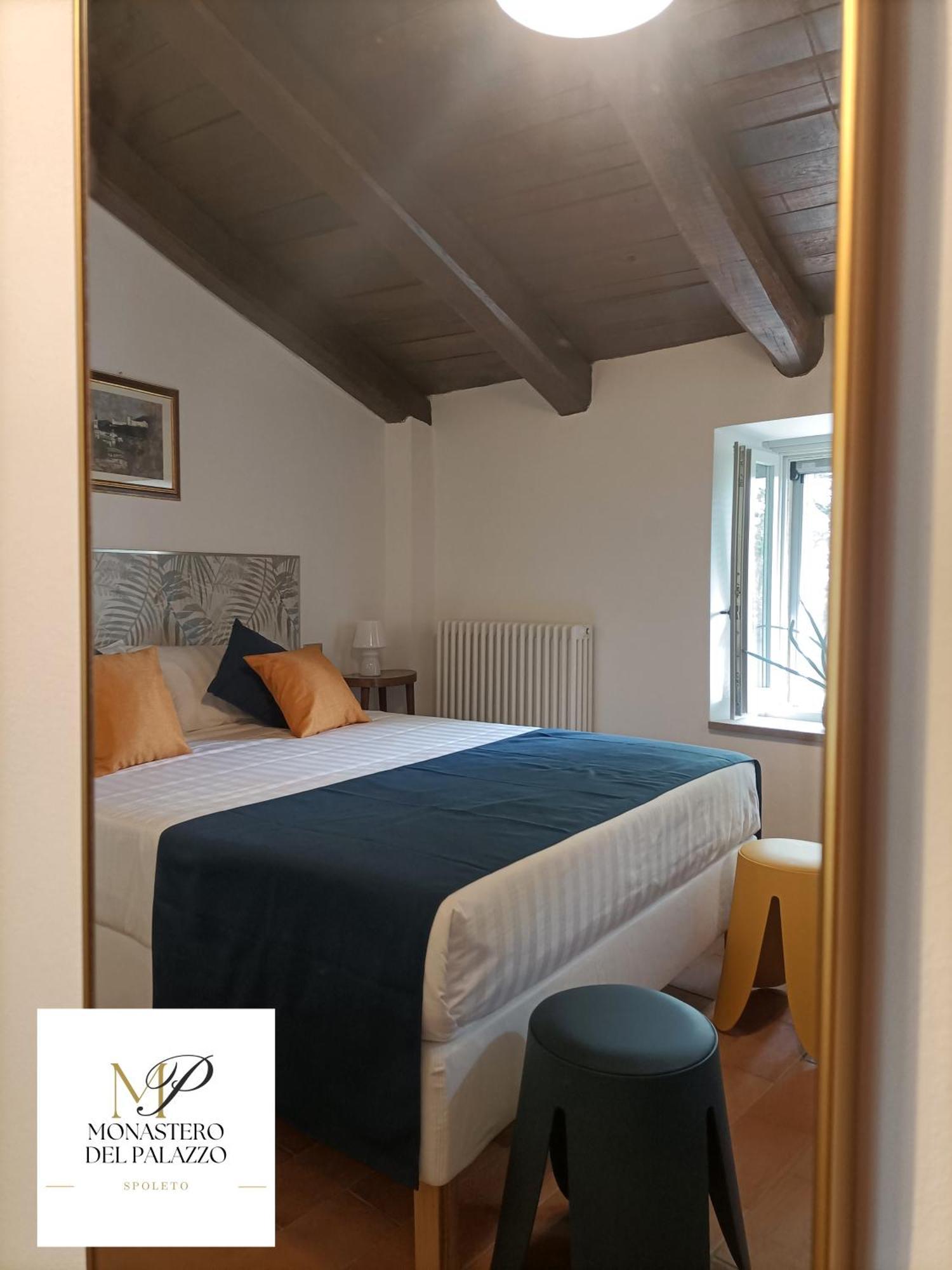 Monastero Del Palazzo Casa Vacanze Spoleto Bagian luar foto